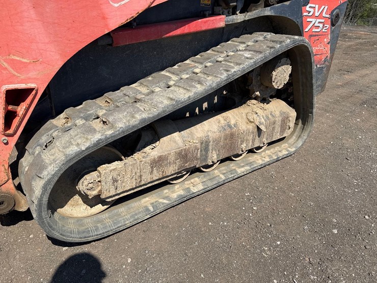 2015-kubota-svl75-2-image-12