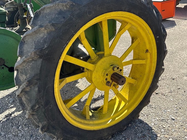 john-deere-a-image-7