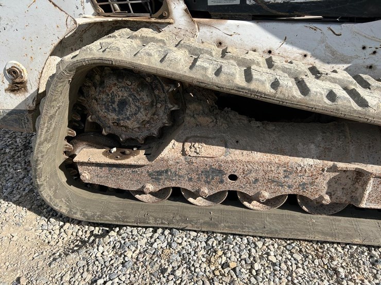 2019-bobcat-t595-image-14