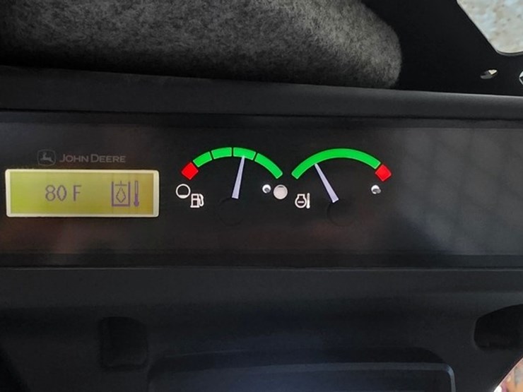 2023-deere-331g-image-63