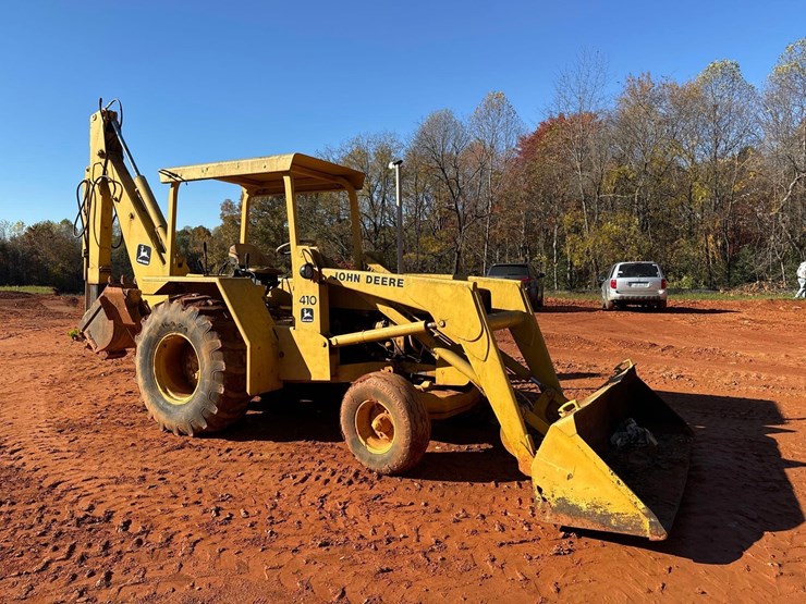 deere-410d-image-1