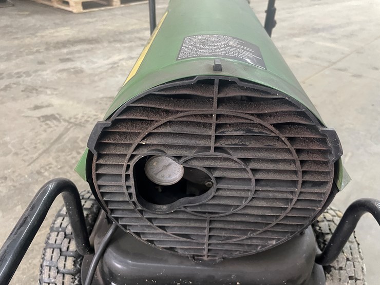 john-deere-135-image-15