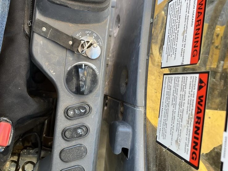 2018-komatsu-pc210-lc-11-image-50