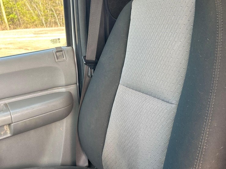 2007-gmc-sierra-2500hd-image-28