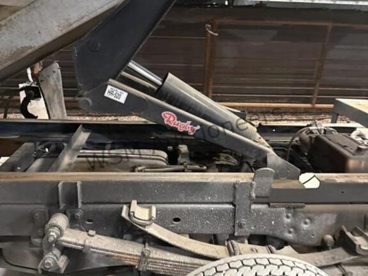 2014-ford-f550-image-31