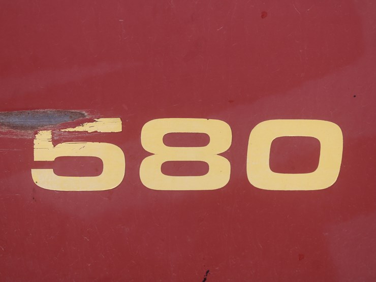 new-holland-580-image-35