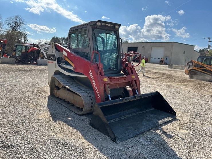 2020-takeuchi-tl12r2-image-6