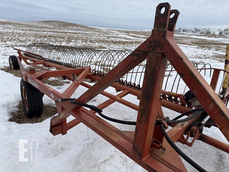 rowse-42ft.-dump-rake-268-image-10