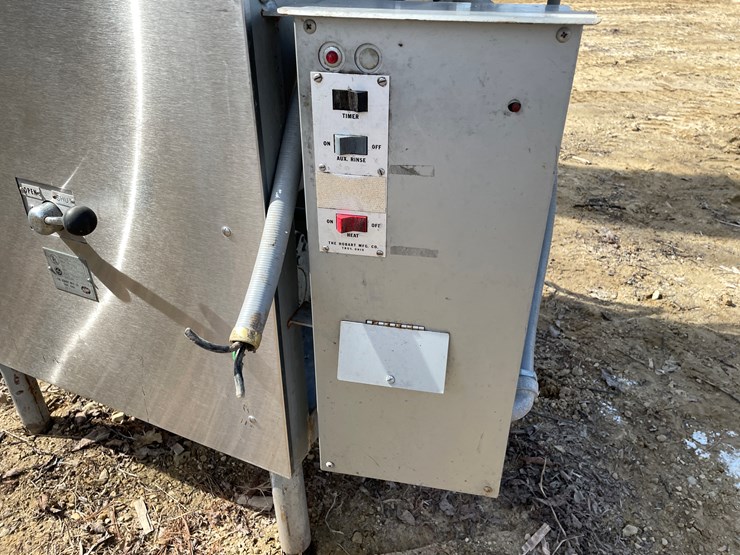 #3975-•-hobart-commercial-dish-washer-image-15