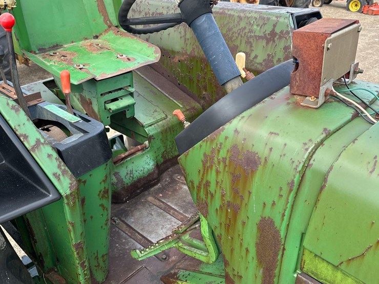 john-deere-4230-image-12