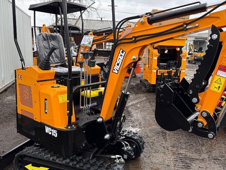new-vicsec-co-mini-excavator-model-vc15-image-3