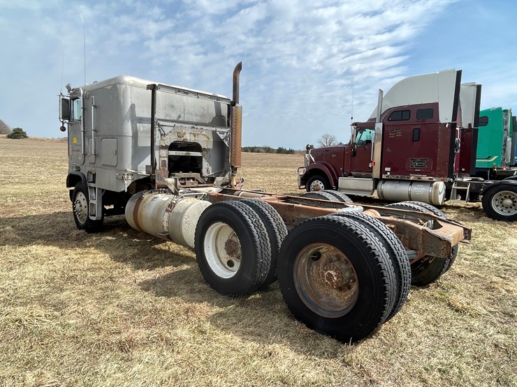 1982-caterpillar-3406-image-7