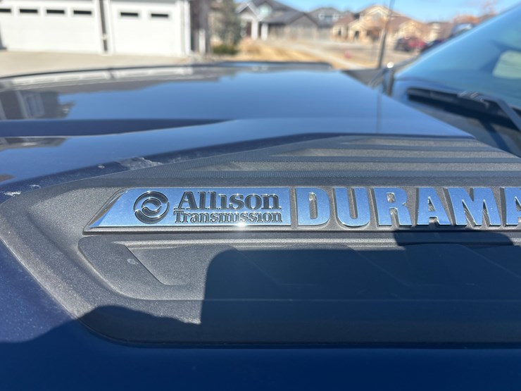 2023-chevrolet-z71-pickup-image-20