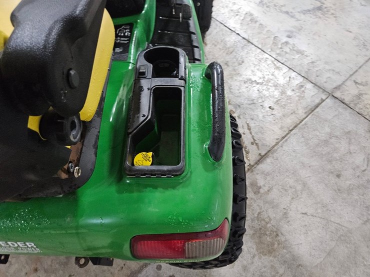 john-deere-x720-image-26