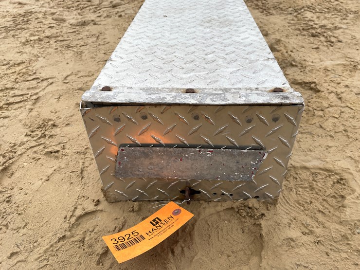 #3925-•-aluminum-truck-box-image-10