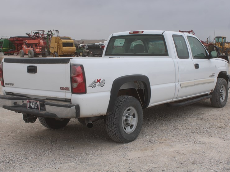 2005-chevrolet-2500-image-6