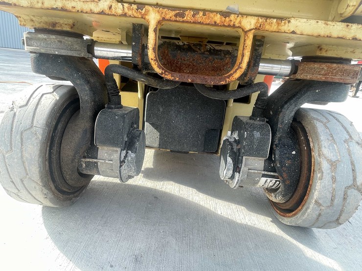 2014-jlg-1930es-image-22