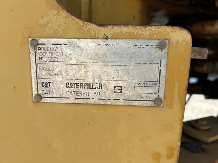 caterpillar-it28f-image-27