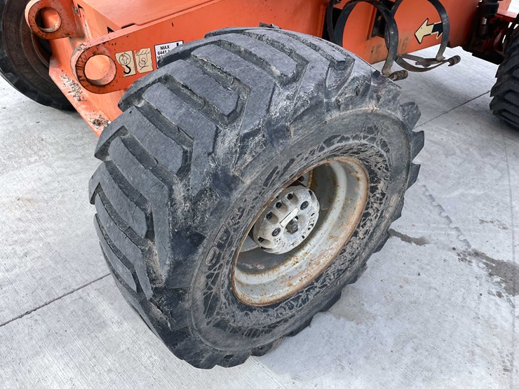 2006-jlg-450a-image-68