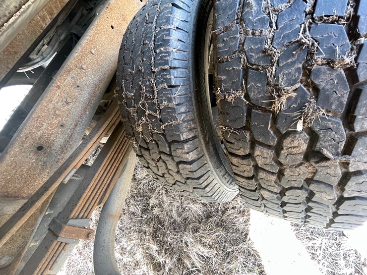 1999-chevrolet-3500-image-45