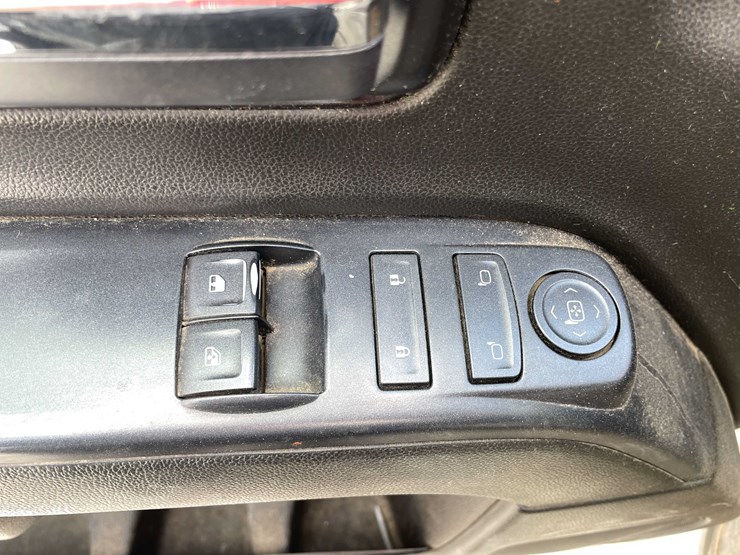 2014-chevrolet-1500-image-54