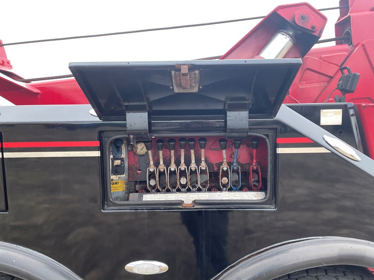 1989-peterbilt-379-image-33