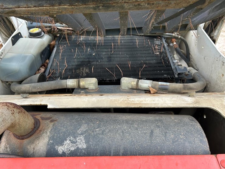 bobcat-t300-image-14