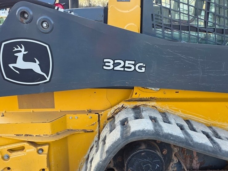 2021-deere-325g-image-15