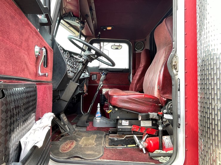 1987-peterbilt-379-image-56