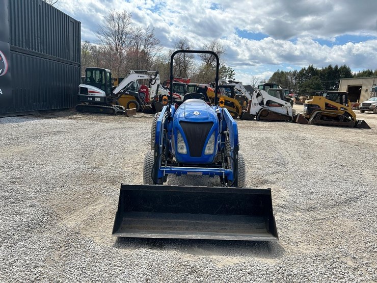 2016-new-holland-workmaster-33-image-7