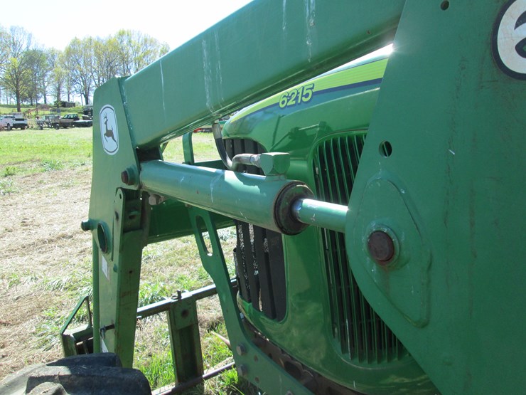 john-deere-6215-image-17