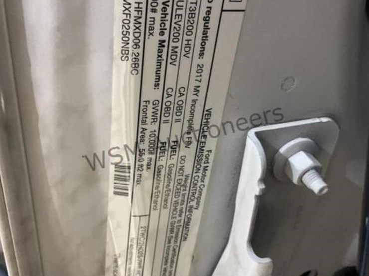 2017-ford-f250-image-13