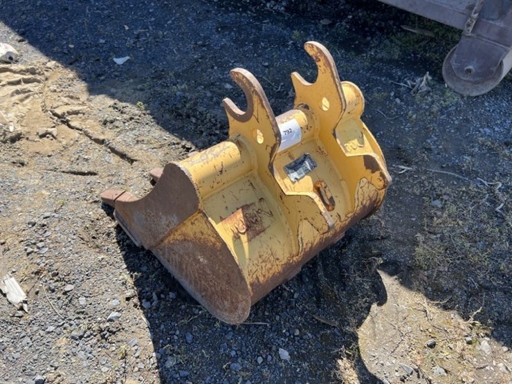 john-deere-24-image-4