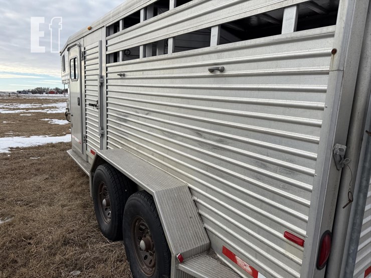 2001-featherlite-16-ft-image-39