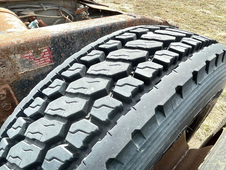 1982-caterpillar-3406-image-35