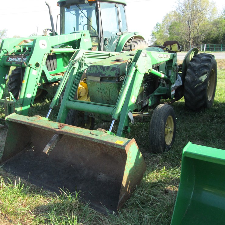 JOHN DEERE 2550