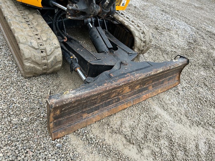 2022-jcb-50z-1-image-11