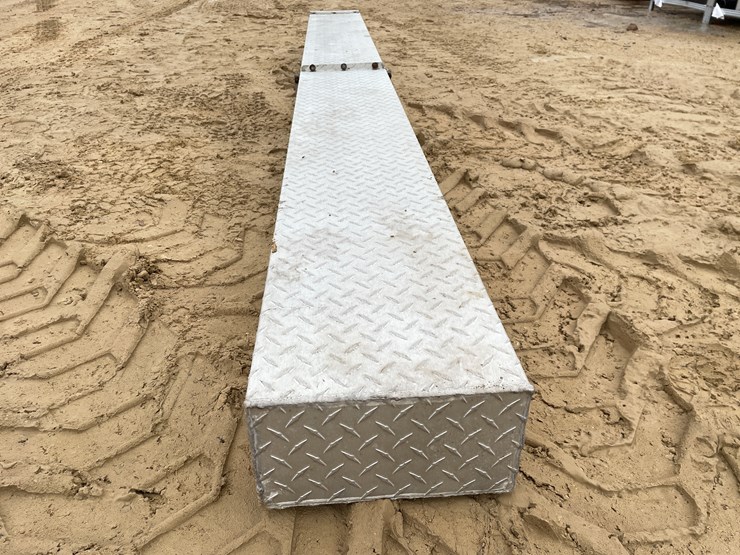 #3925-•-aluminum-truck-box-image-5