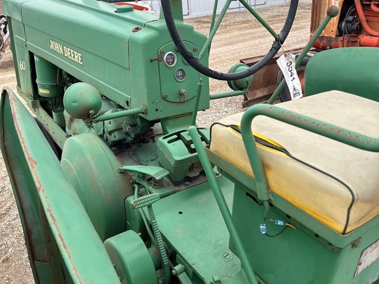john-deere-60-image-9
