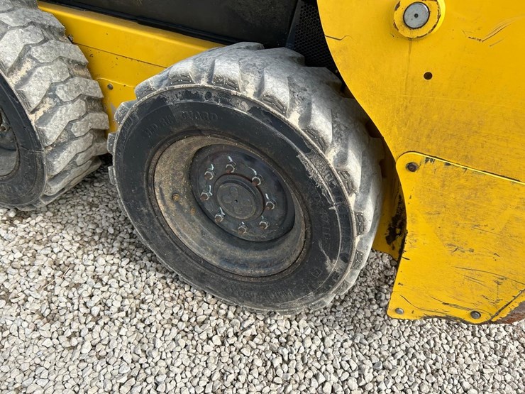 2024-new-holland-l316-image-16