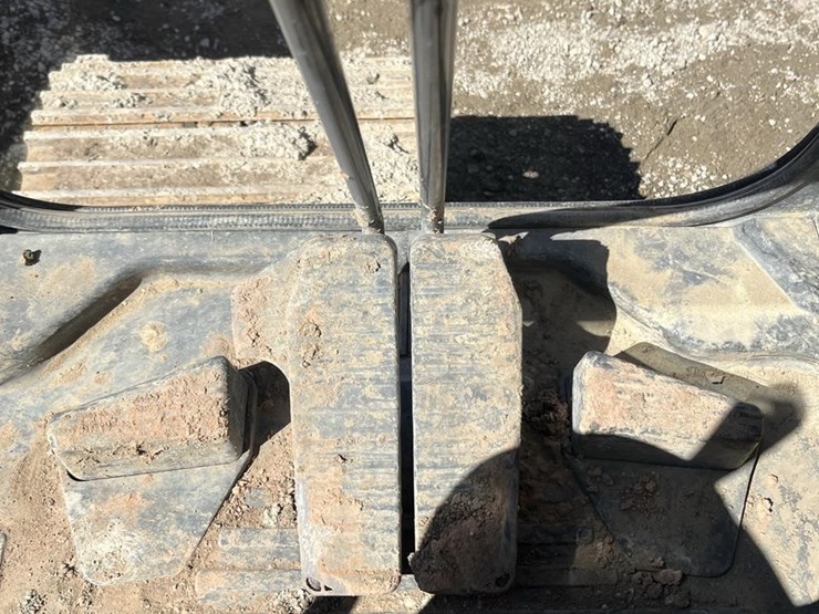 2018-komatsu-pc210-lc-11-image-46