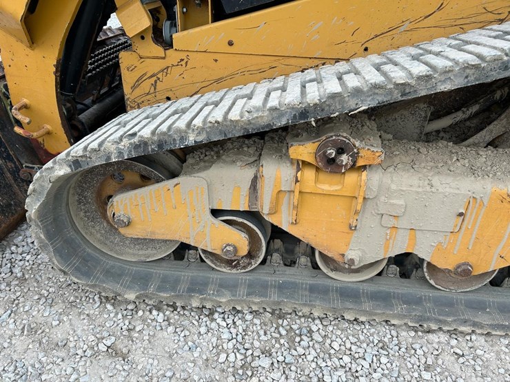 2017-caterpillar-259d-image-20