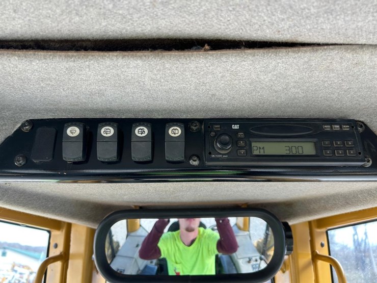 caterpillar-d5-image-30