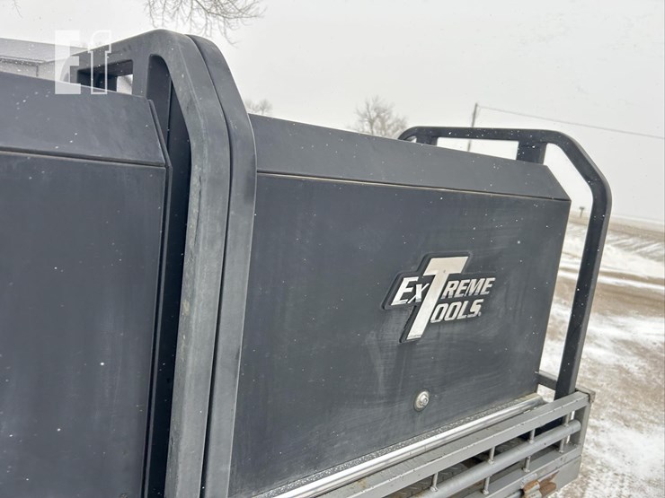 2016-ford-f350-xlt-image-25