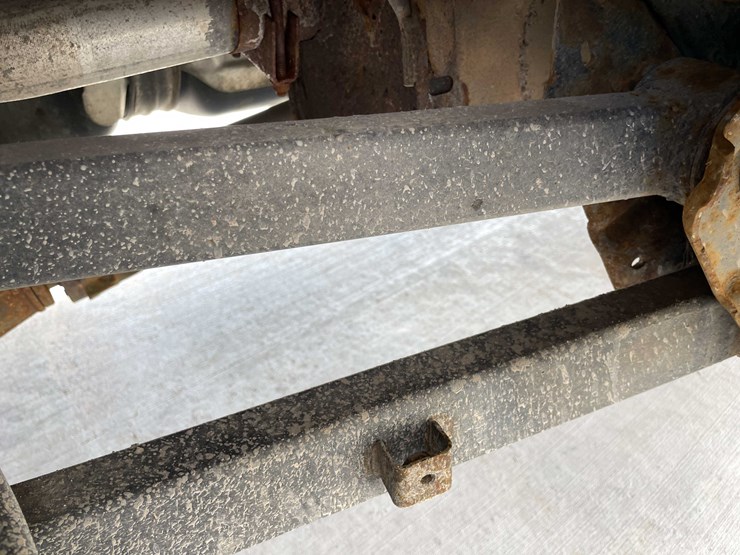 2016-dodge-2500-image-39