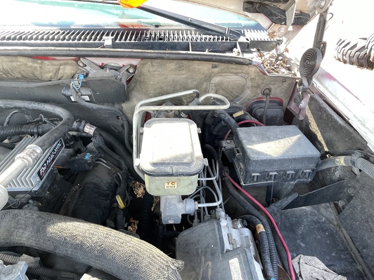 1999-chevrolet-3500-image-15