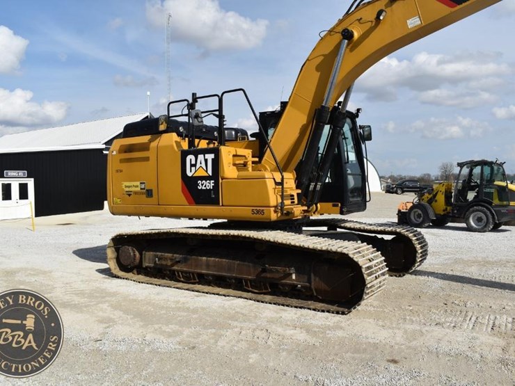 2019-caterpillar-326fl-image-13
