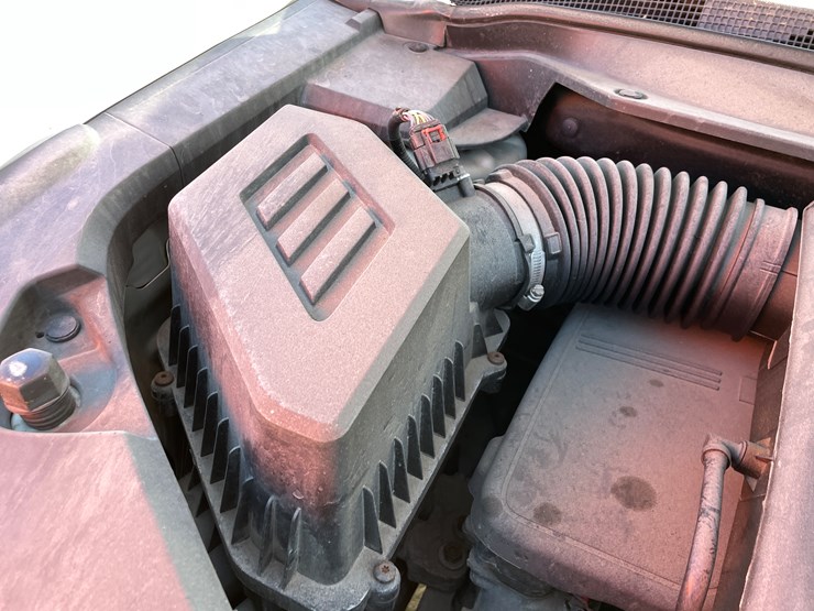 2013-chevrolet-equinox-image-75