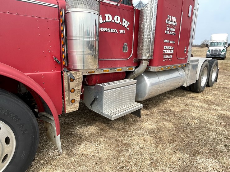 1987-peterbilt-379-image-13