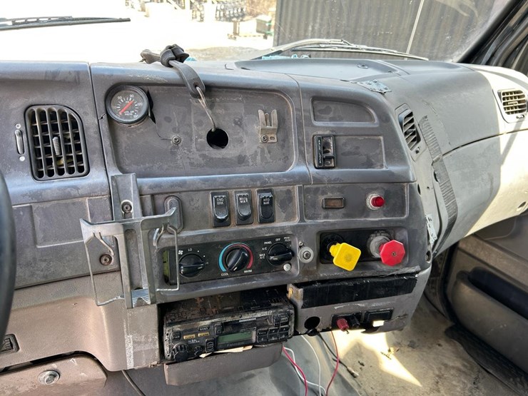 2000-sterling-l9500-image-25